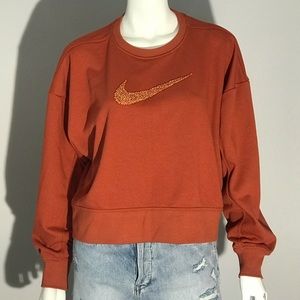 Nike oversized cropped crew neck sweatshirt